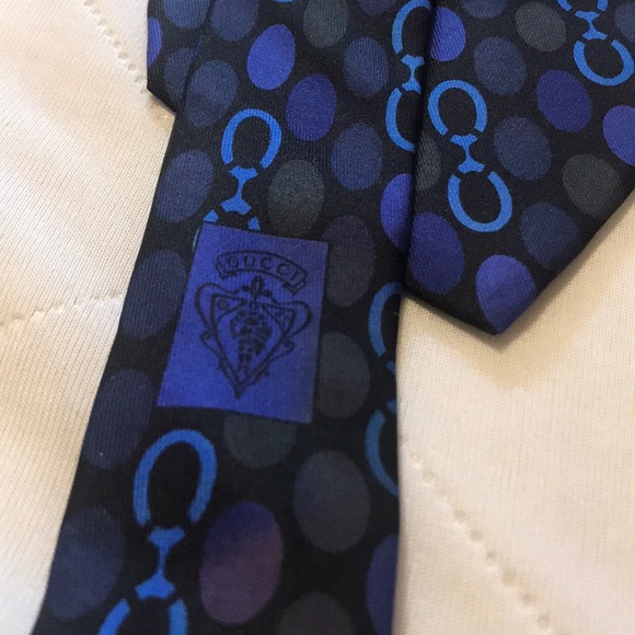 Gucci blue silk tie